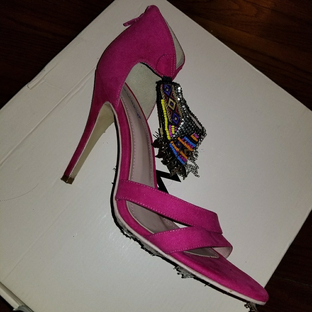 SHOE